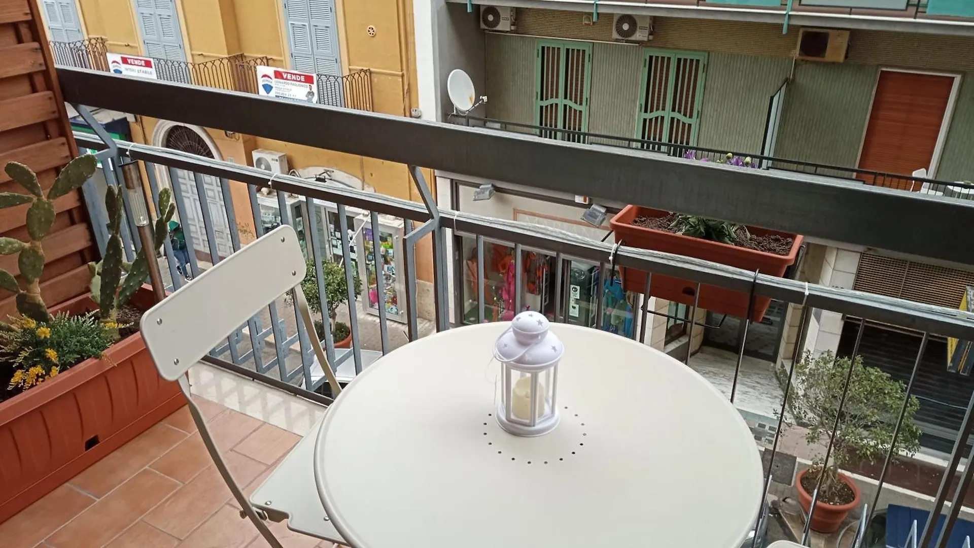 ** Couette-café Kaktus B&B Bari Italie