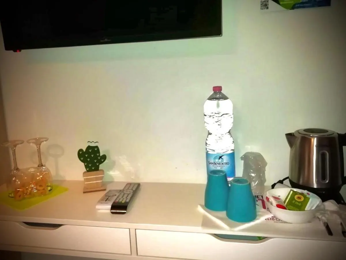 לינה וארוחת בוקר בארי Kaktus B&B
