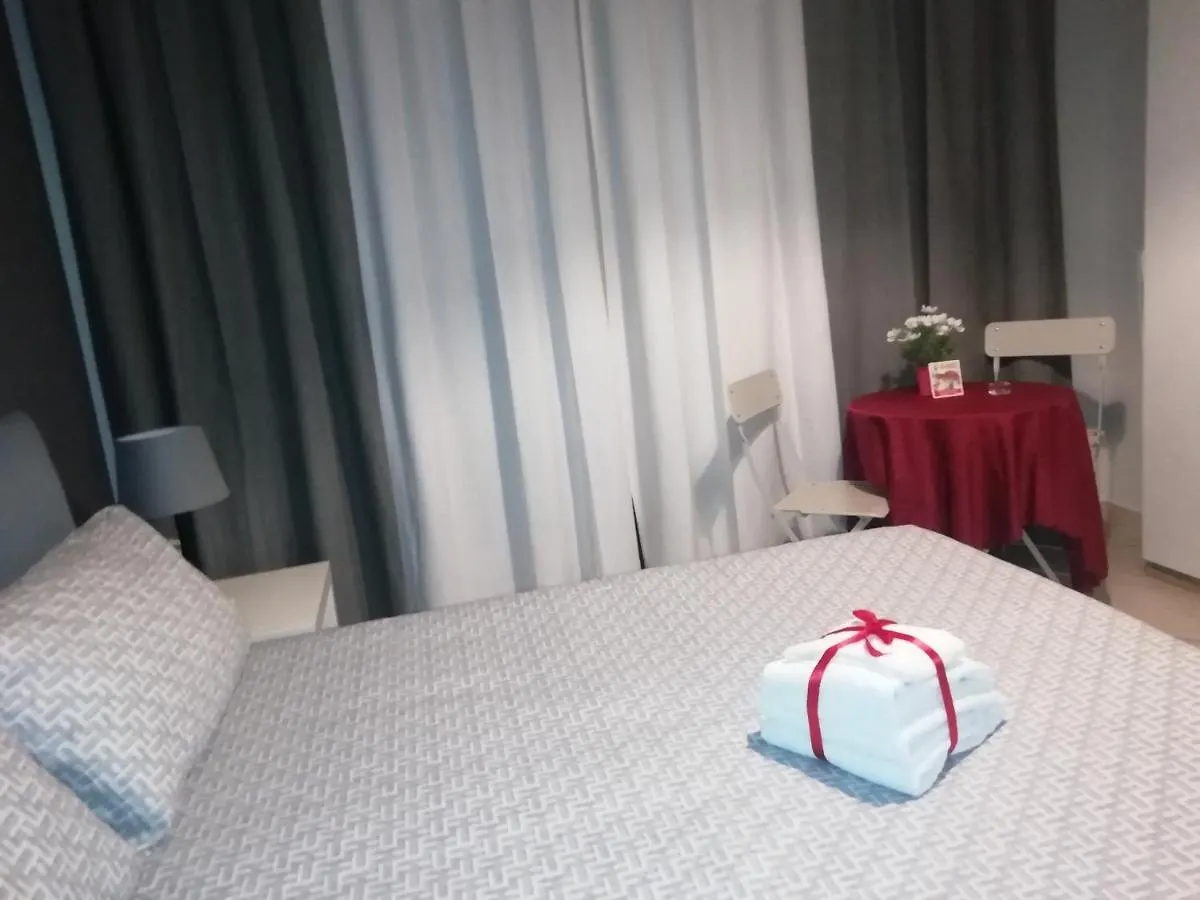 Kaktus B&B Bari 2*,